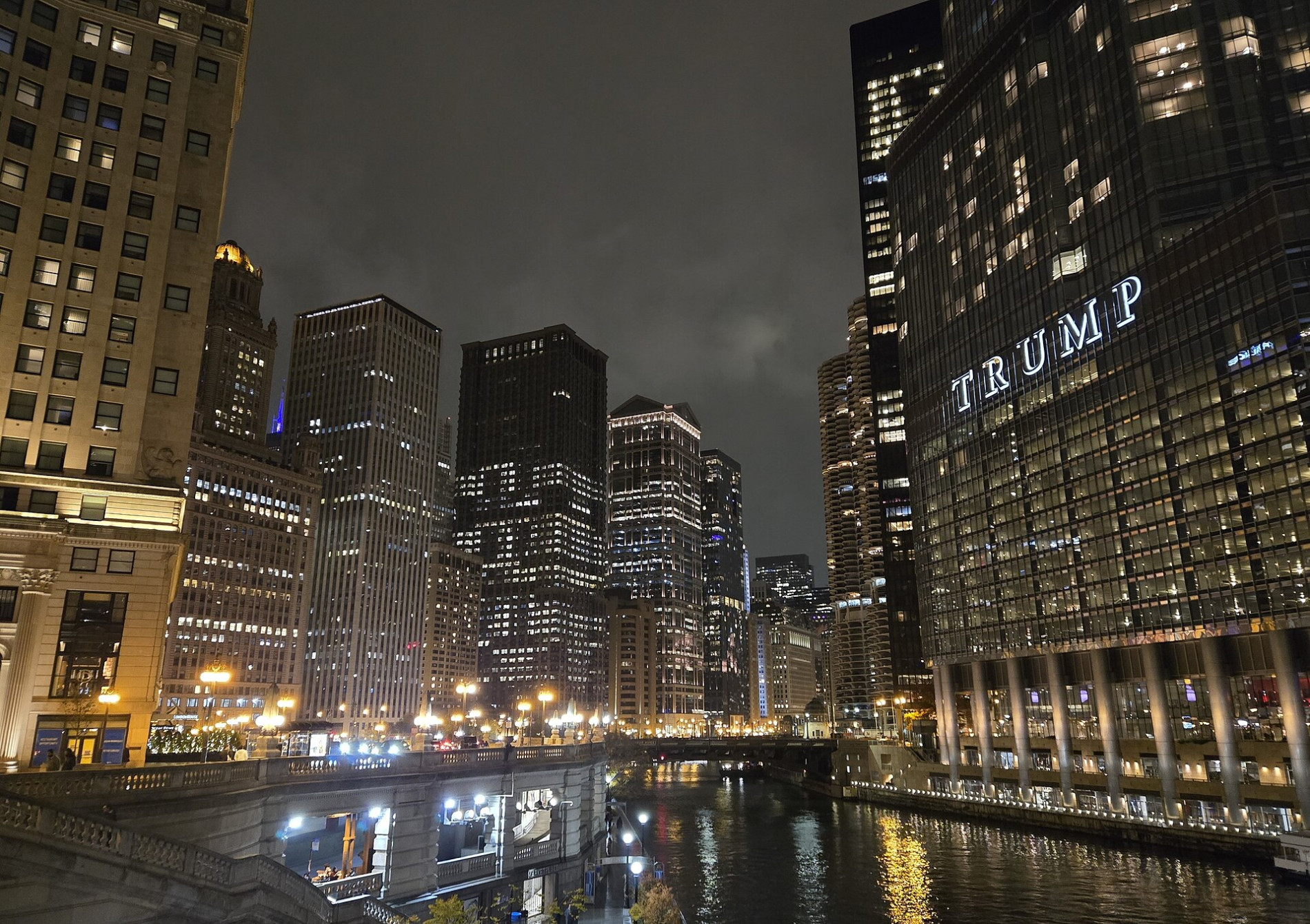 The Chicago skyline on the Chicago River, host city of Open House Chicago 2026