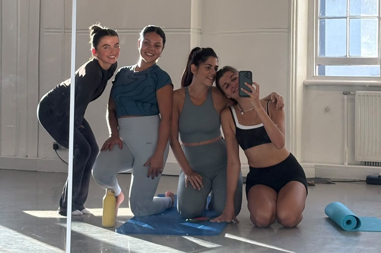 Mat pilates with Leoni, London